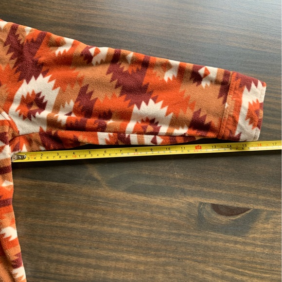 LIV Outdoor Fleece Aztec Sweater Jacket - Picture 7 of 7